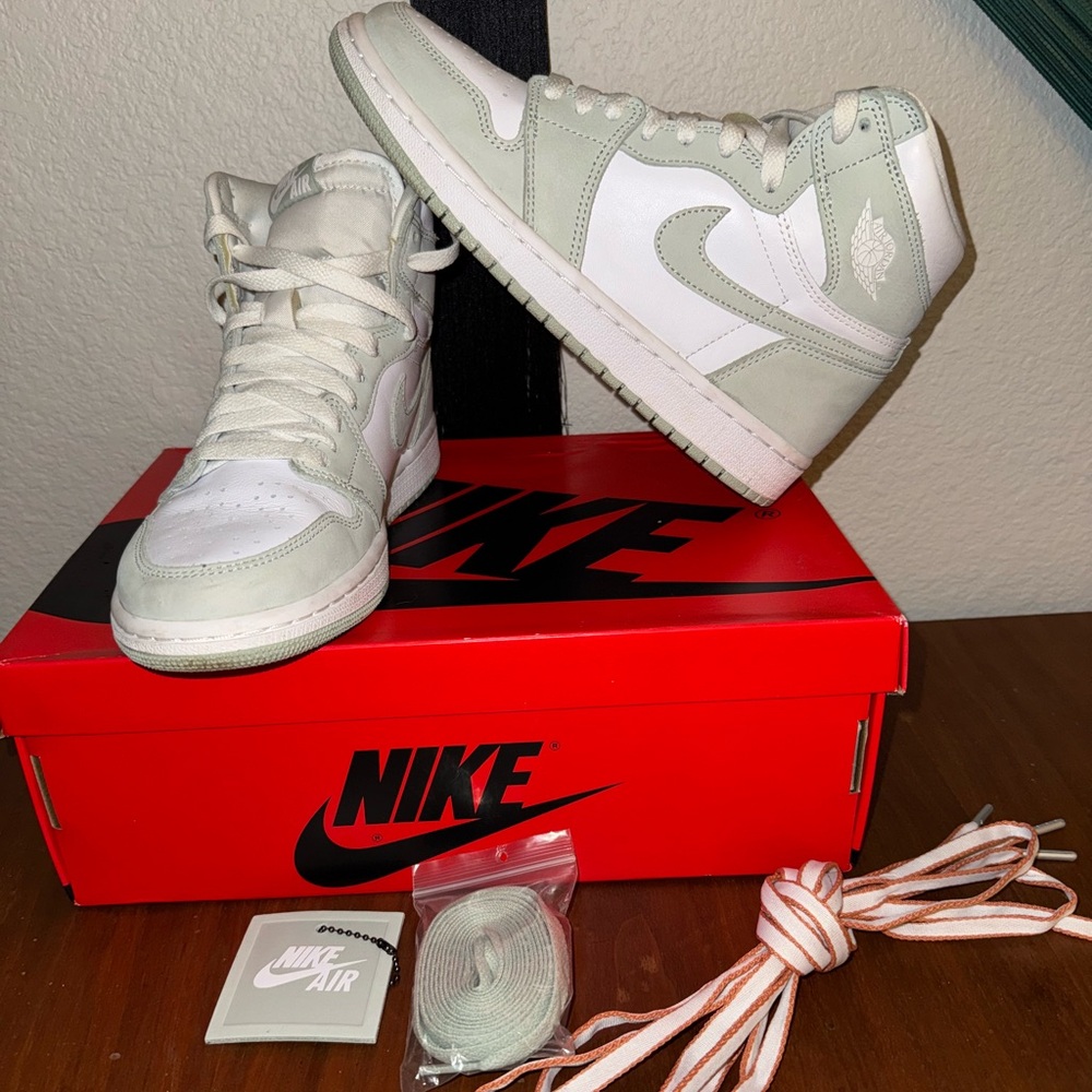 Air Jordan 1 High OG "Seafoam" sneakers